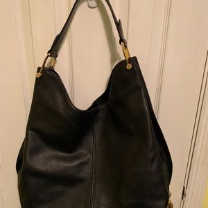 Black oversized Michael Kors Bag.
